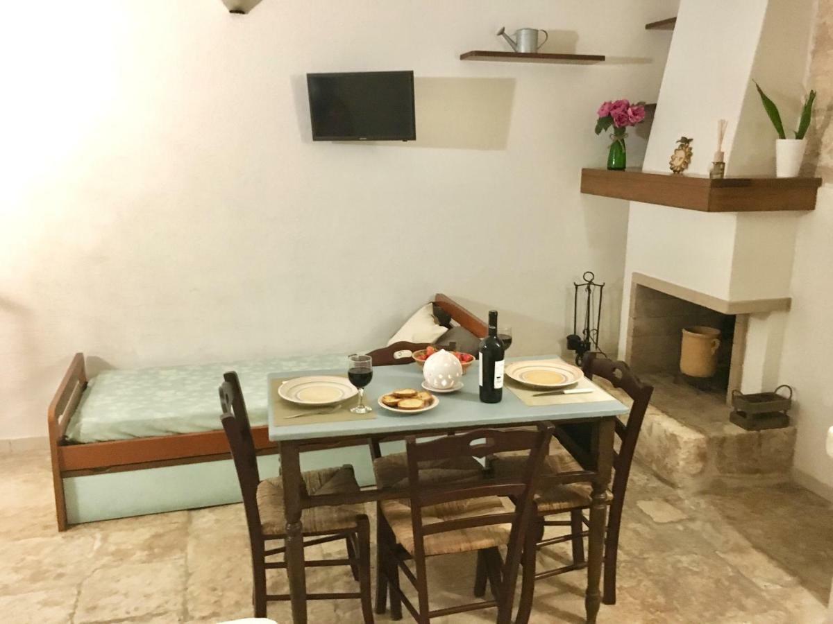 Casa Villani Guest House 오스투니 외부 사진